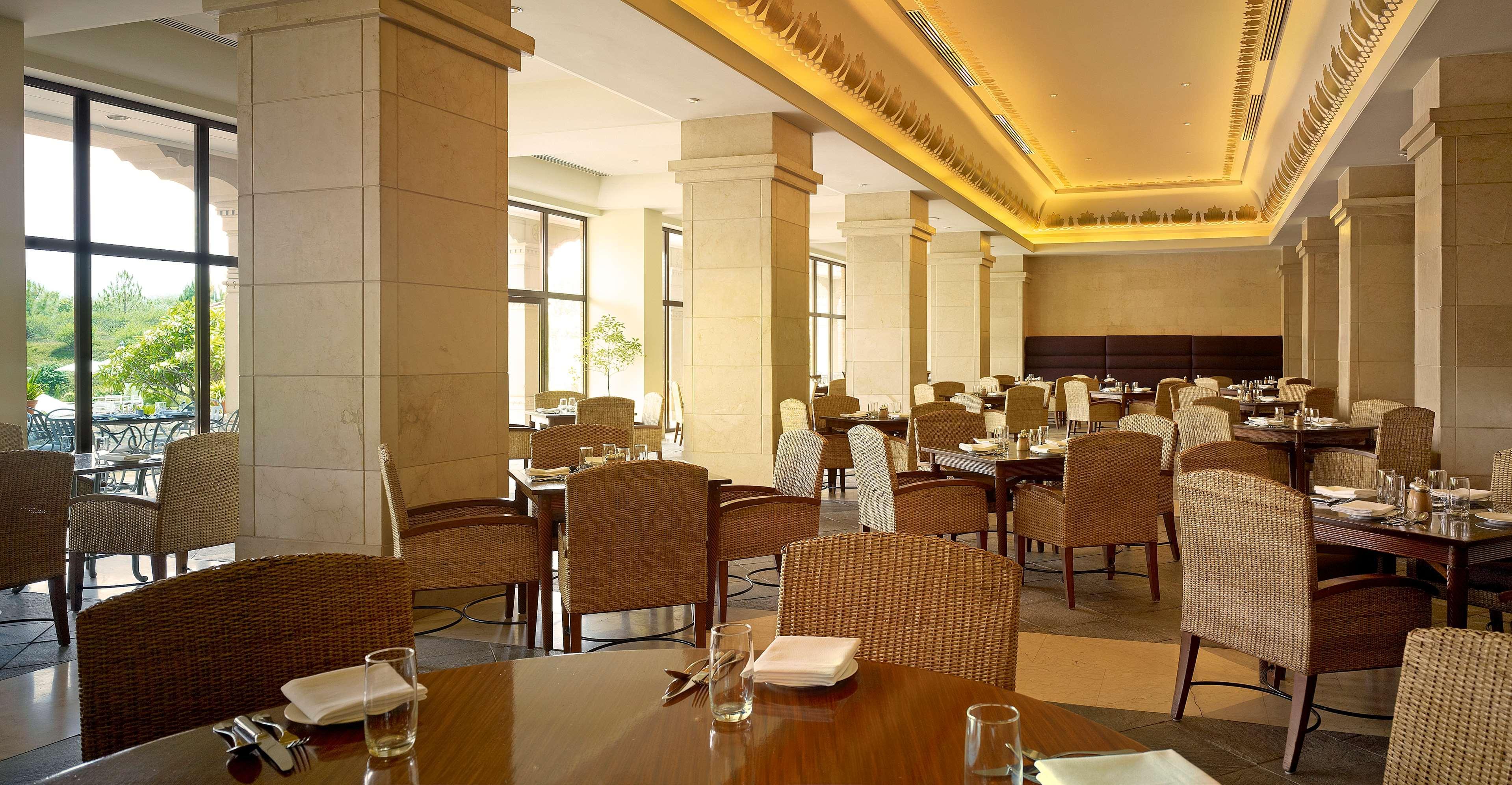 Hyatt Regency Kathmandu Hotel Bagian luar foto