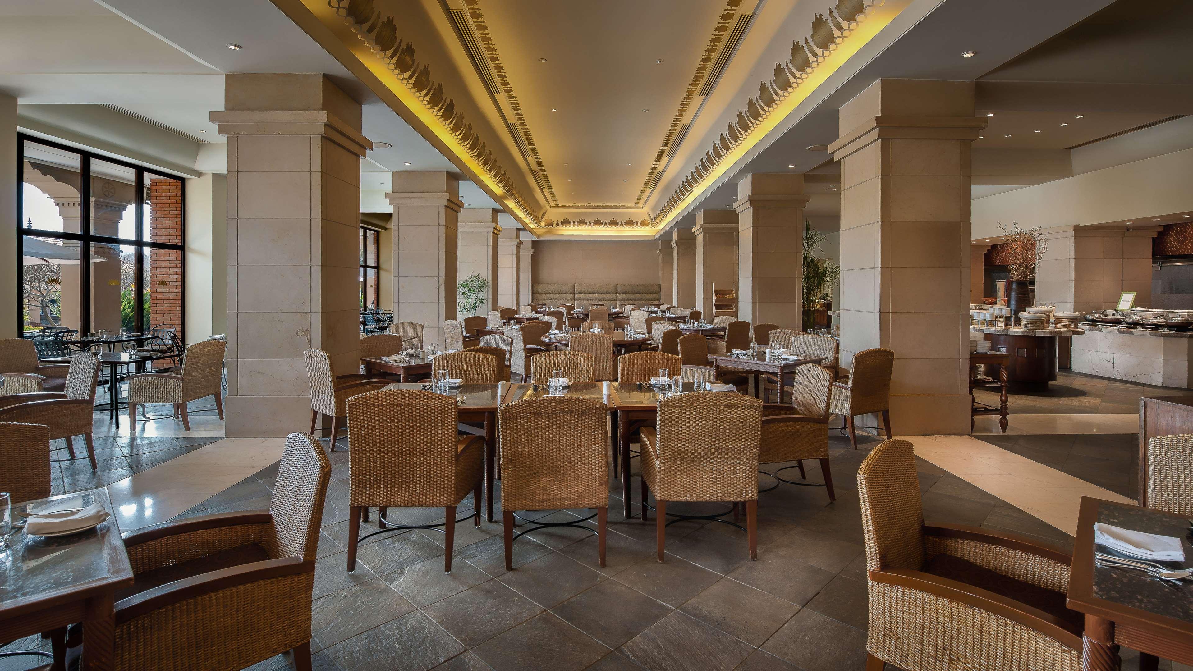 Hyatt Regency Kathmandu Hotel Bagian luar foto